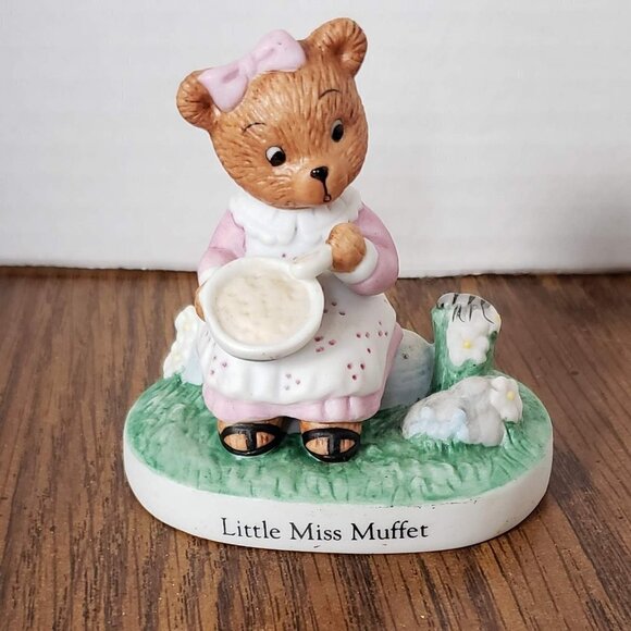 Little Miss Muffet Nursery Rhyme Porcelain Figurine Bronson Collectibles 1994 - Picture 1 of 6